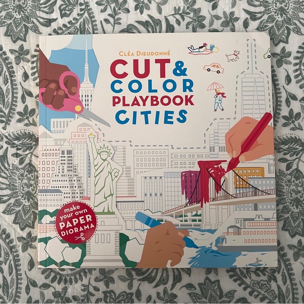 Usborne Books Cut & Color Playbook Cities, Activity, NEW